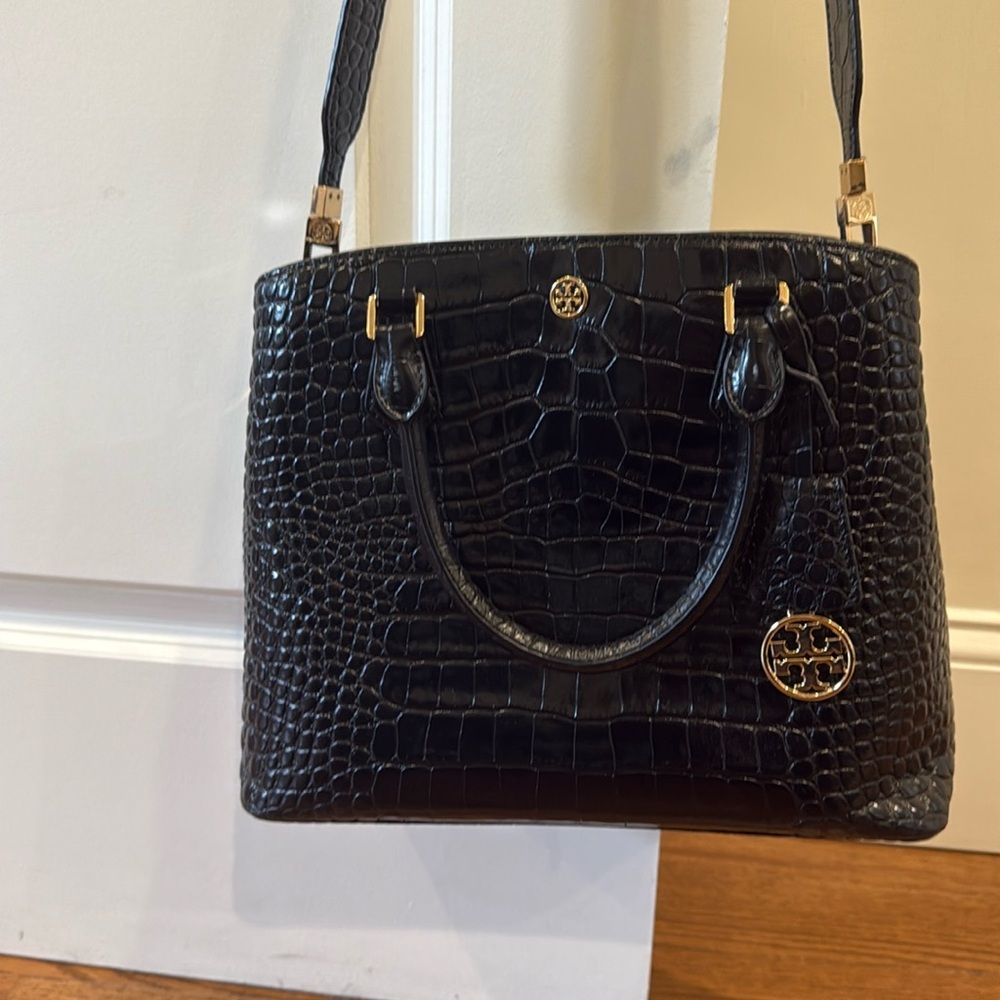 Tory Burch Robinson Tote Black Embossed